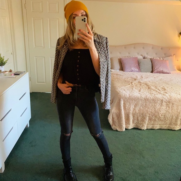 Patterned Coat - Picture 2 of 7